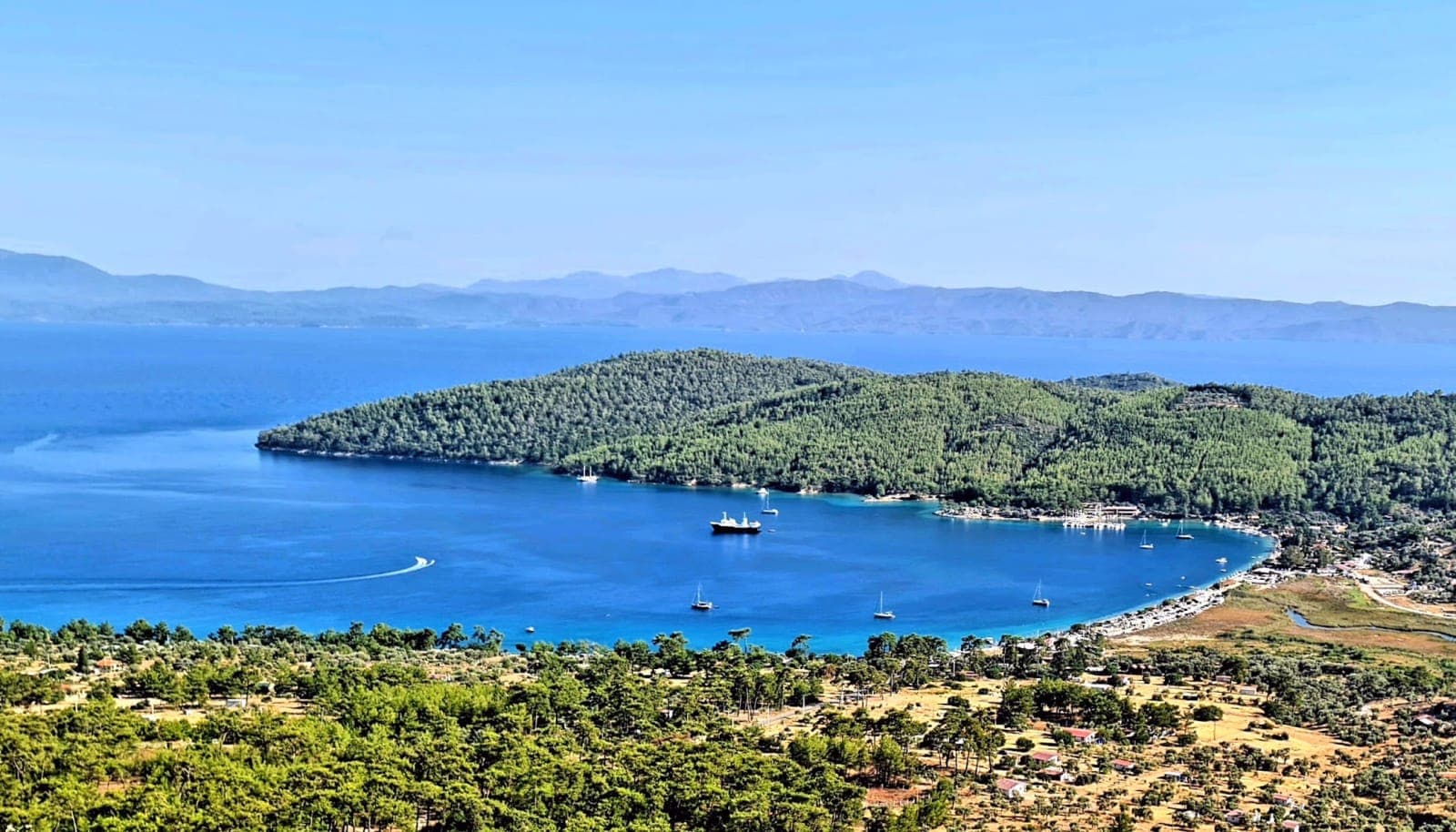 Akbük Koyu — Muğla plajlar