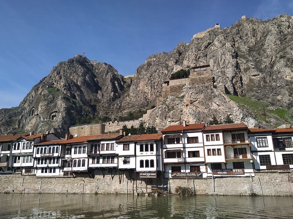 Amasya Yalıboyu Evleri
