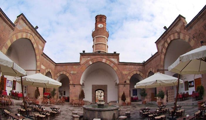 Medrese Parkı