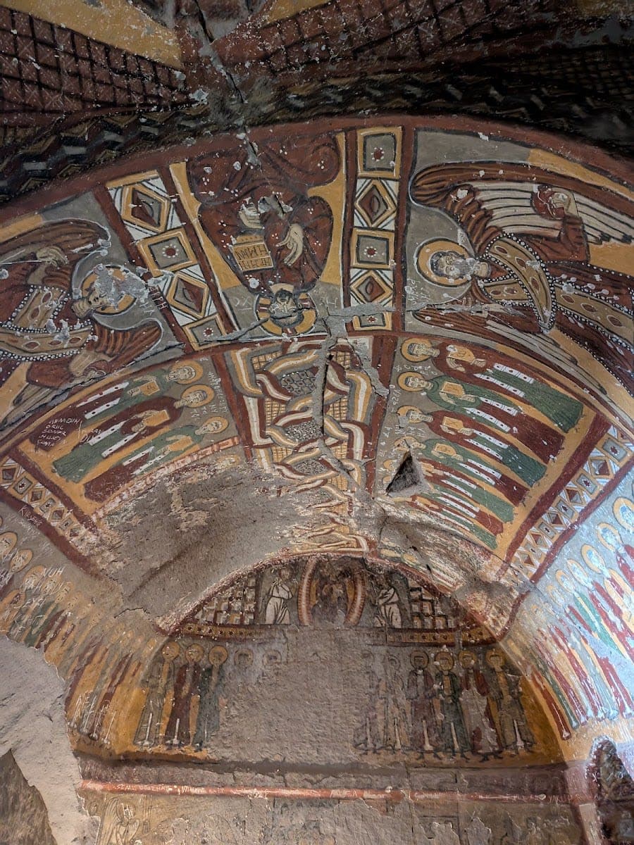 Yılanlı Kilise