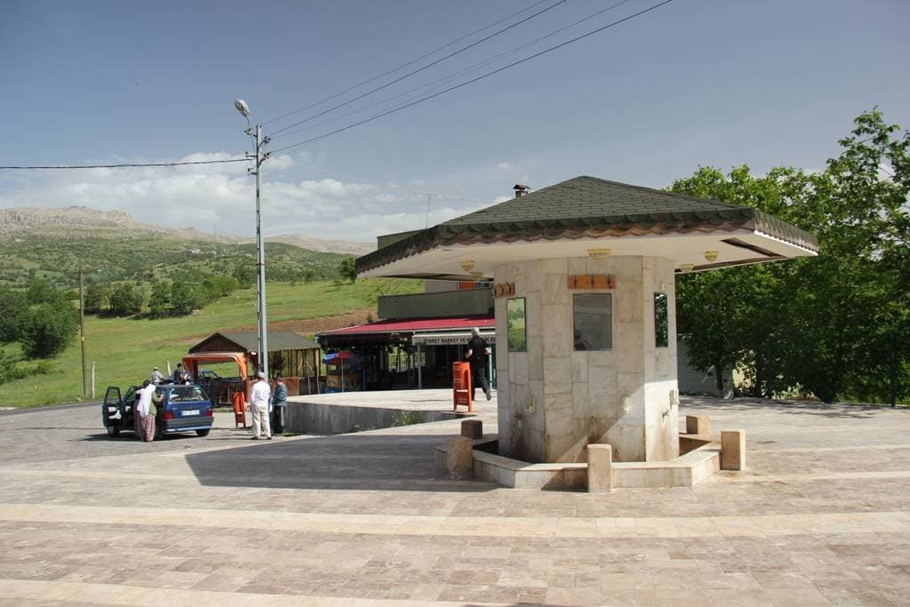 Hazreti Üzeyr Peygamber Türbesi