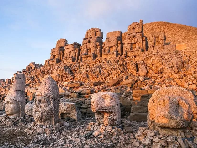 Nemrut Dağı Milli Parkı — Adıyaman gezilecek yerler