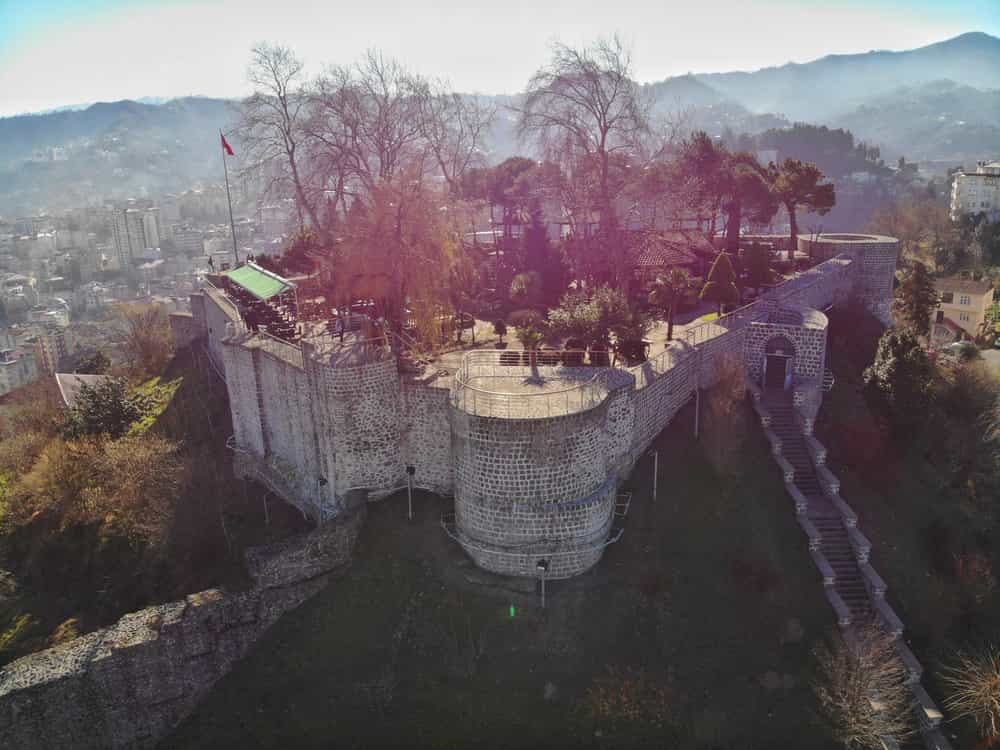 Rize Kalesi — Rize gezilecek yerler
