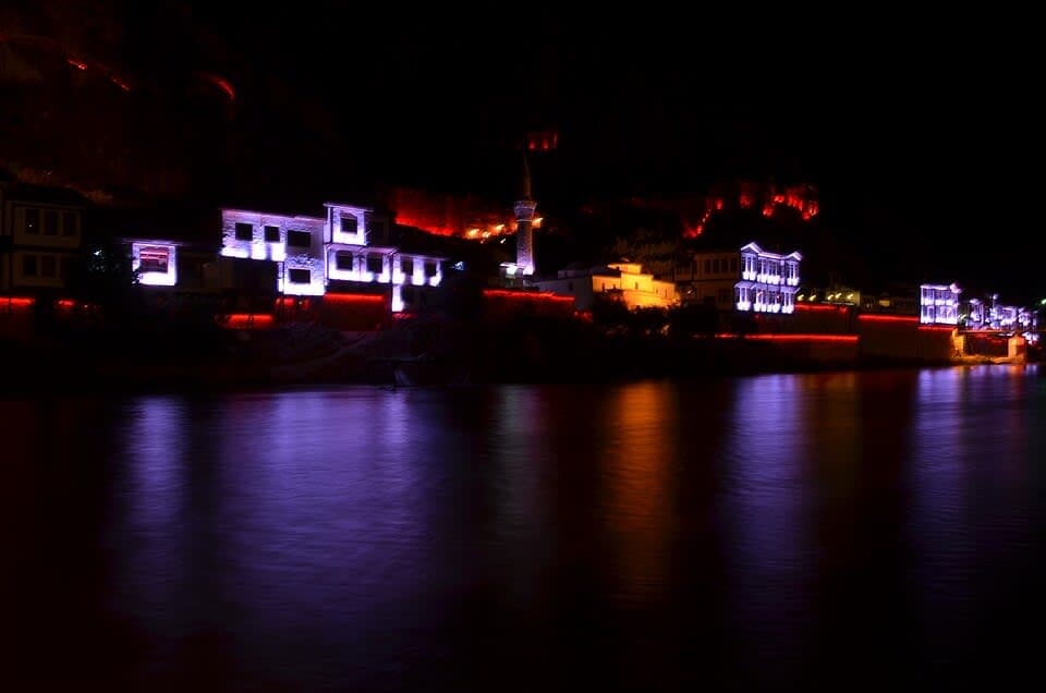 Saraçhane Cami — Amasya gezilecek yerler