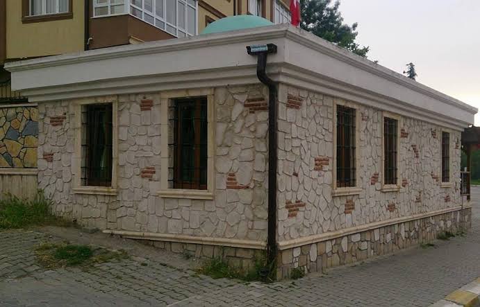 Sakar Baba Türbesi — Sakarya gezilecek yerler