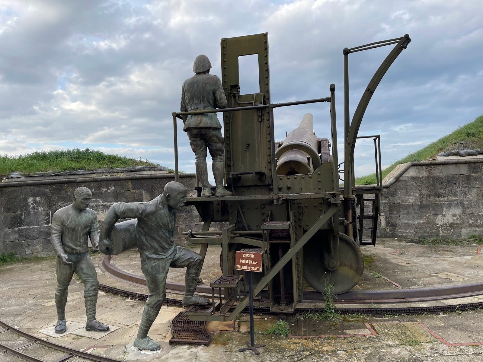 Seyit Onbaşı Anıtı — Çanakkale gezilecek yerler