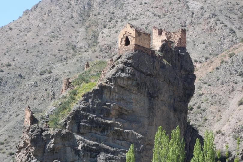 Kavkasidze Kalesi — Artvin gezilecek yerler