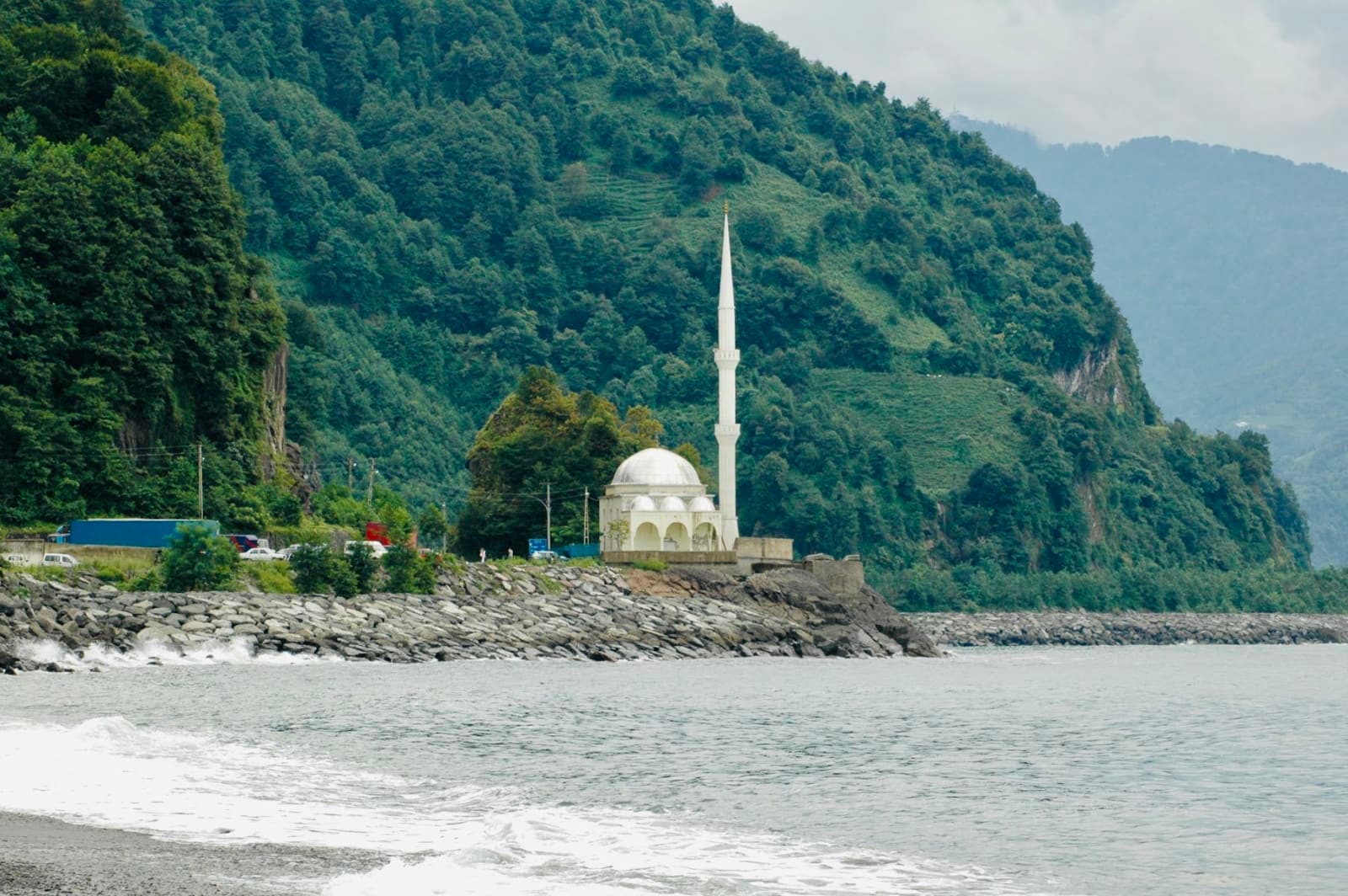 Sarp Cami — Artvin gezilecek yerler